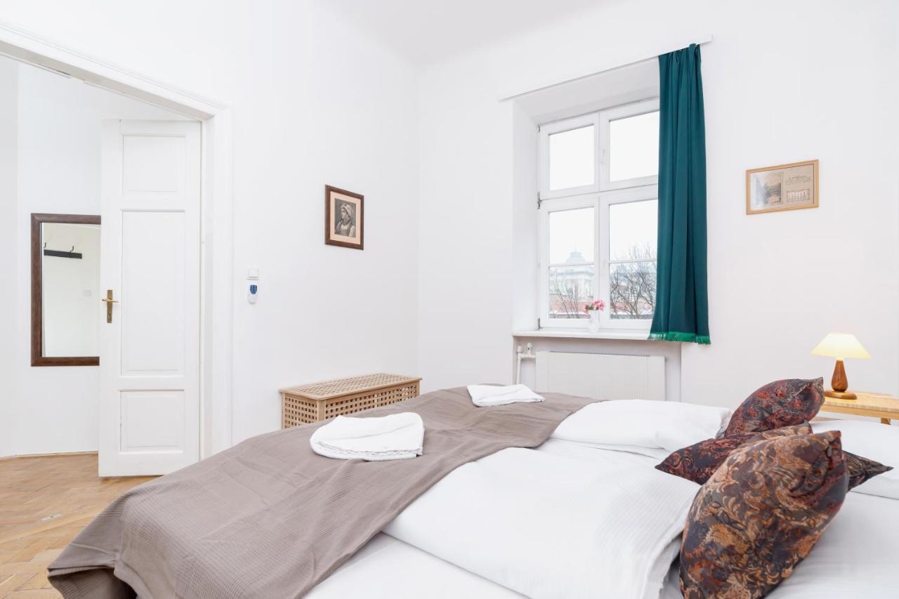 Apartment Pijarska Krakow By Noclegi Renters Eksteriør bilde