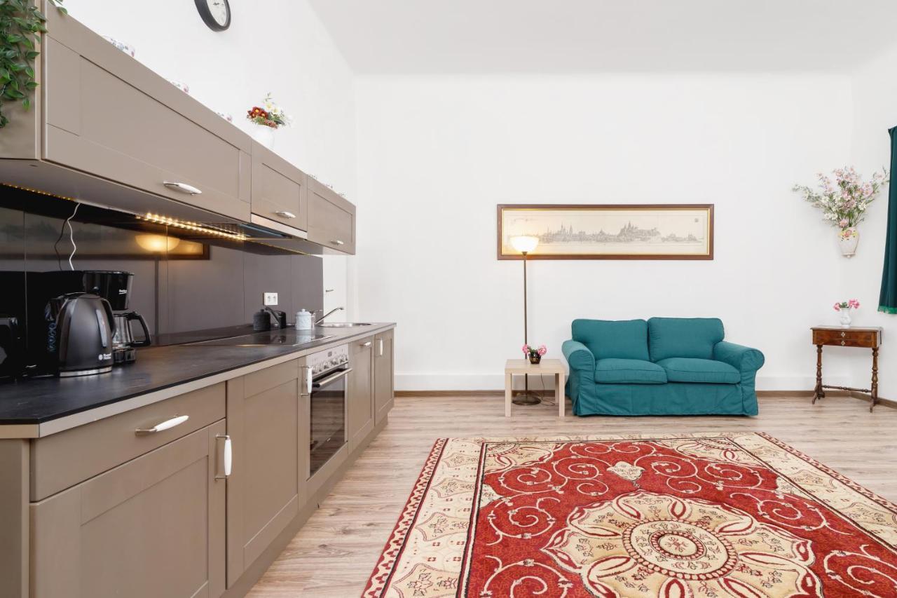Apartment Pijarska Krakow By Noclegi Renters Eksteriør bilde