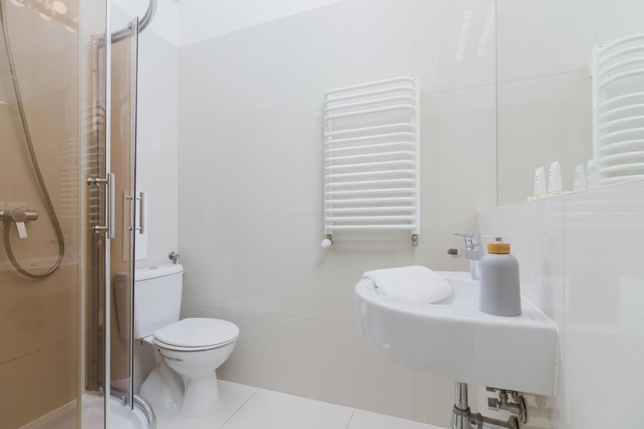 Apartment Pijarska Krakow By Noclegi Renters Eksteriør bilde