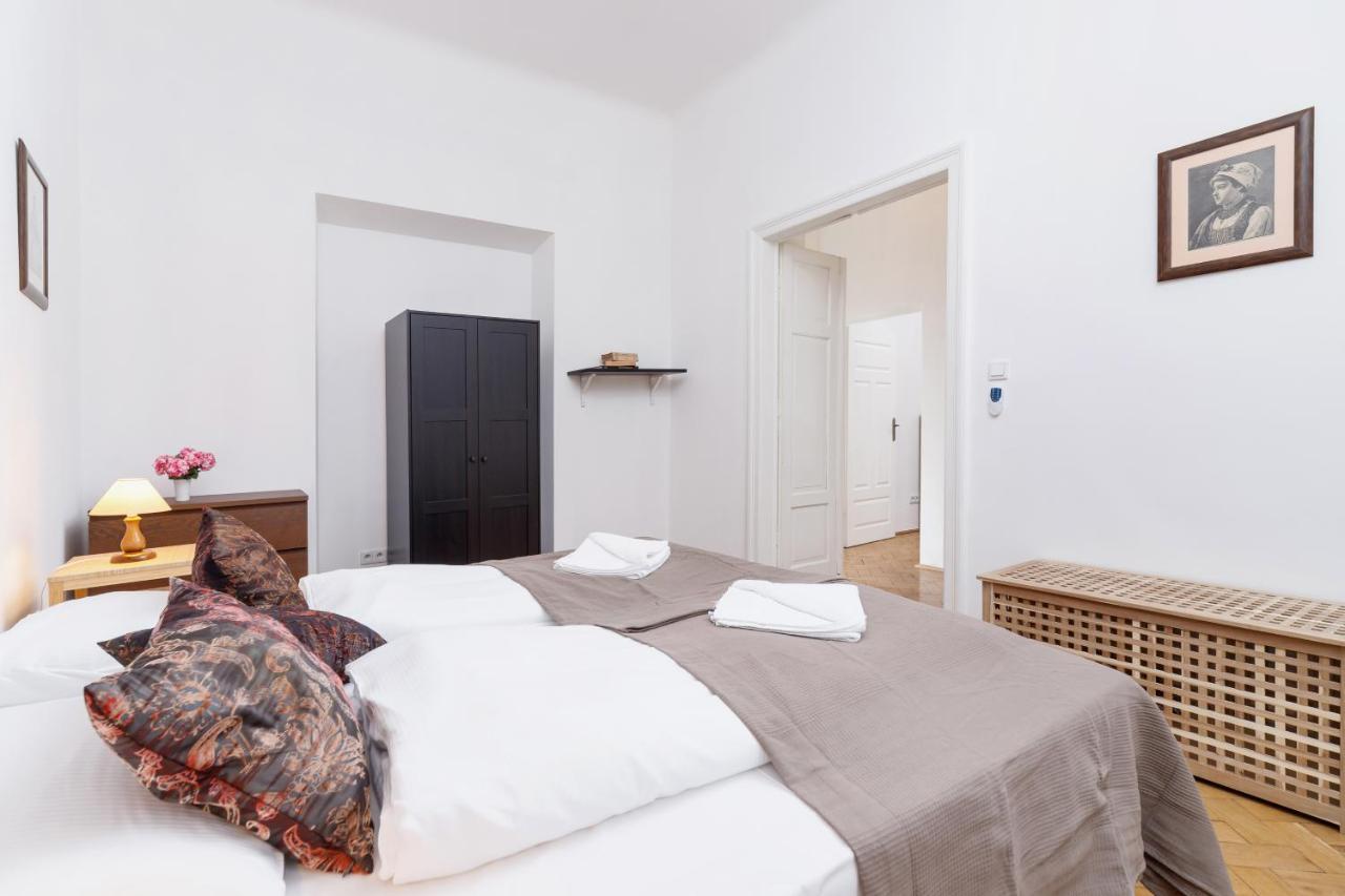 Apartment Pijarska Krakow By Noclegi Renters Eksteriør bilde